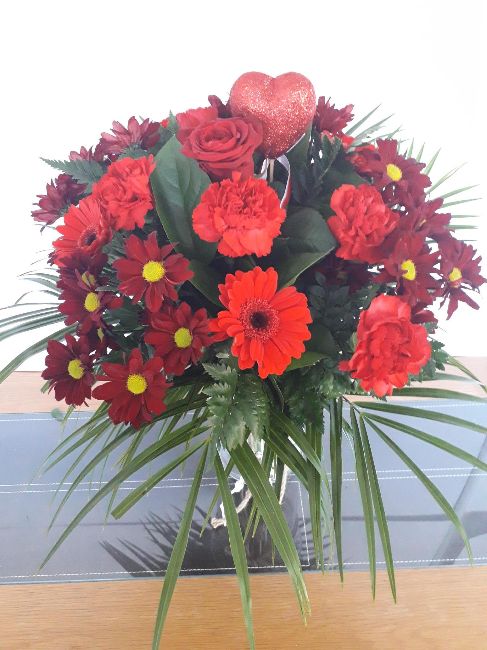 Florist Choice & Red Rose Gift Bag